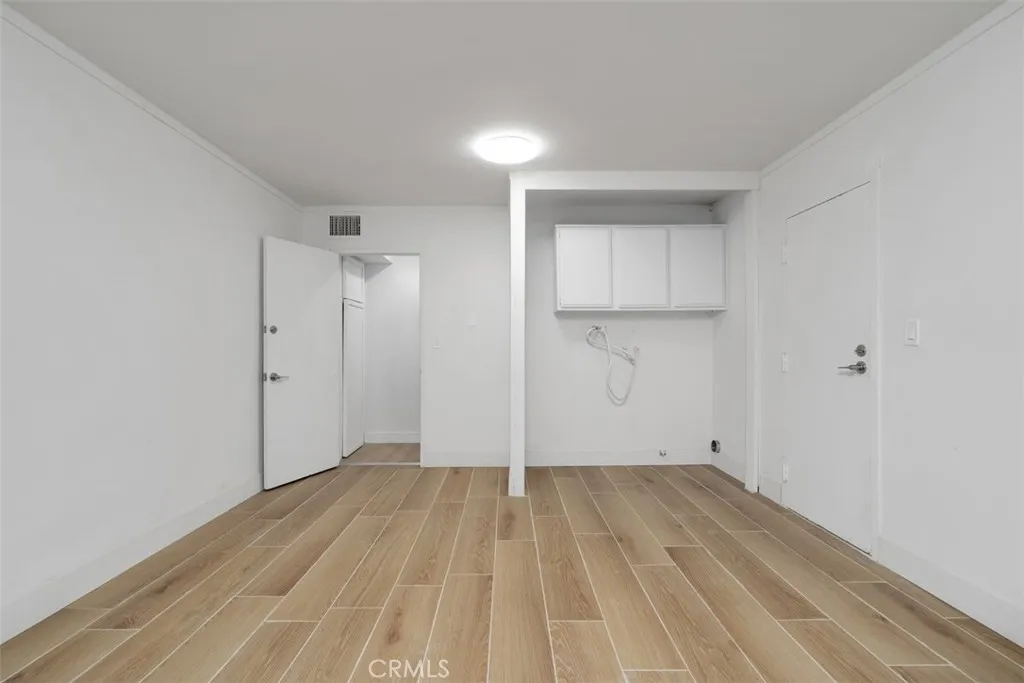 4218 Troost 20, Studio City, California 91604 home-pic-38